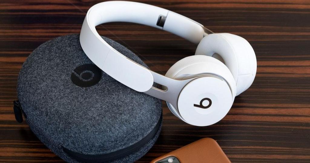 beats solo wireless headphones with carrying case