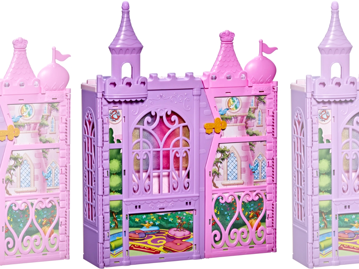 Disney Princess Fold 'n Go Celebration Castle