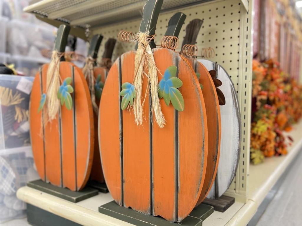 You Can Already Shop Hobby Lobby Fall Decor Prices from 4.99