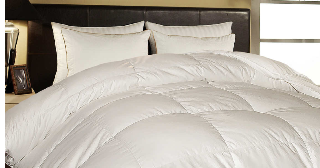 Hotel Grand Comforter