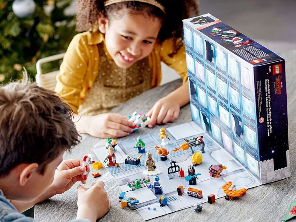 Lego Super Heroes Guardians of the Galaxy Advent Calendar 268-Piece LEGO Building Set