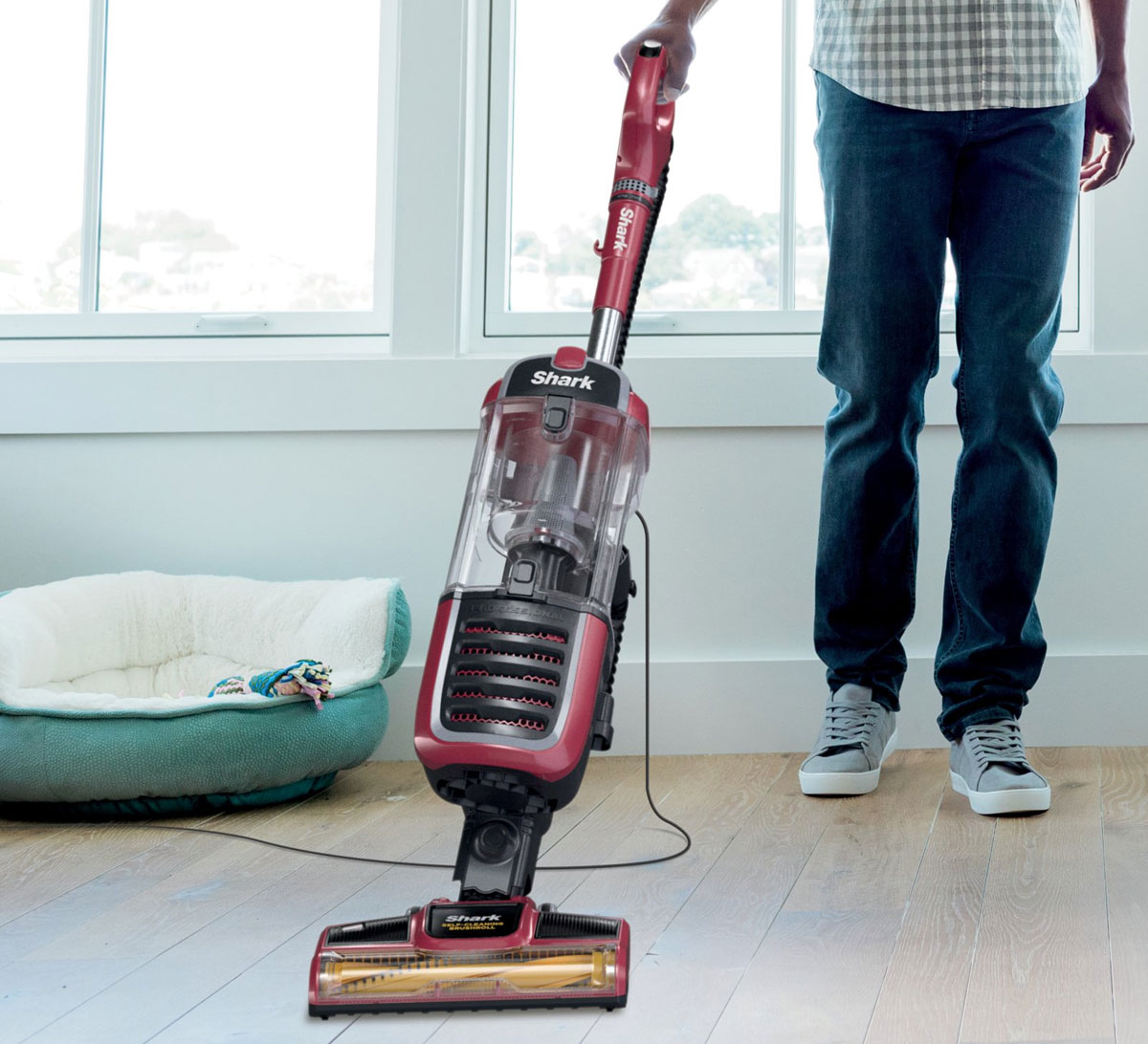 Shark Pet Vacuum w/ Self-Cleaning 