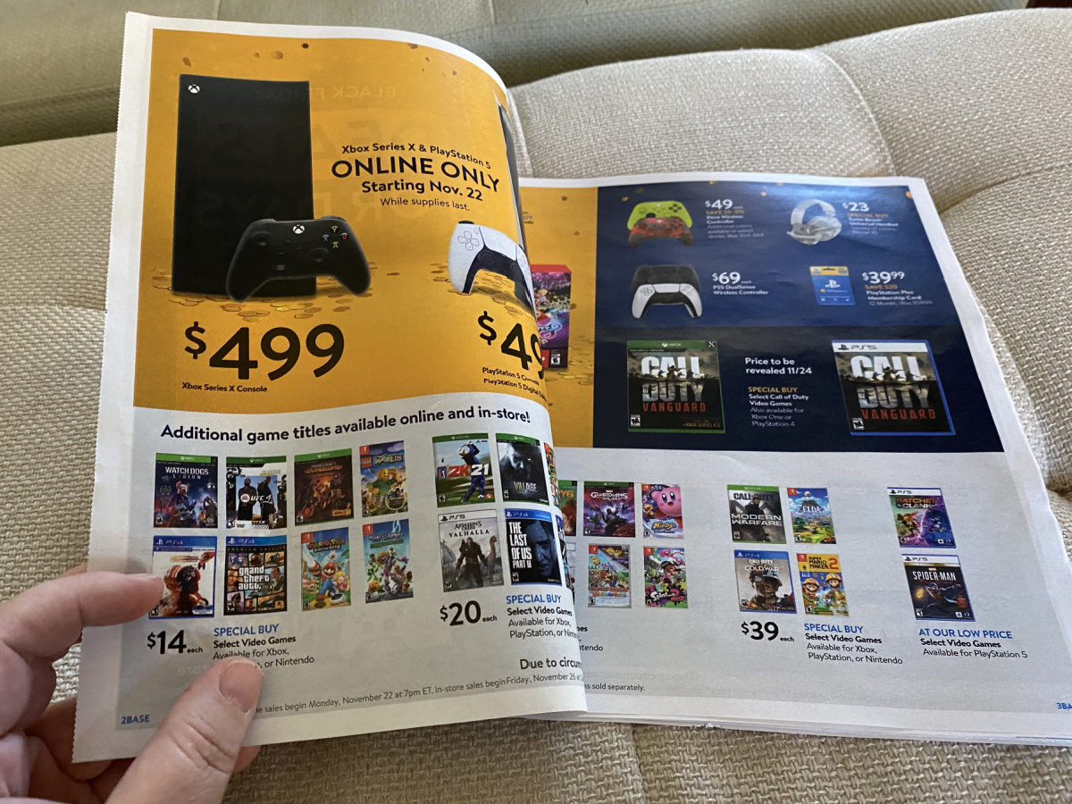 inside pages of Walmart 2021 Black Friday Ad