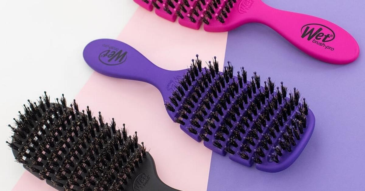 the wet brush flex shine enhancer in purple, black and pink