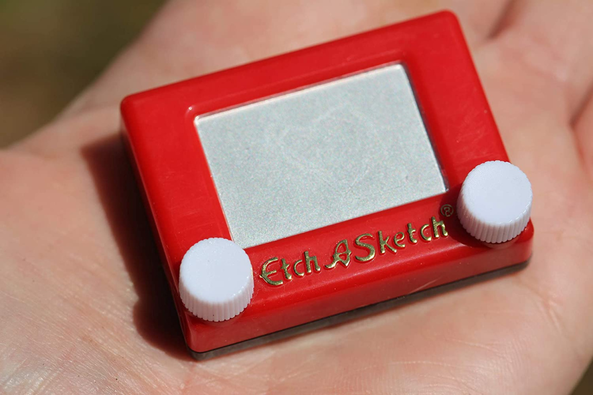 World's Smallest Etch a Sketch Red mini stocking stuffers