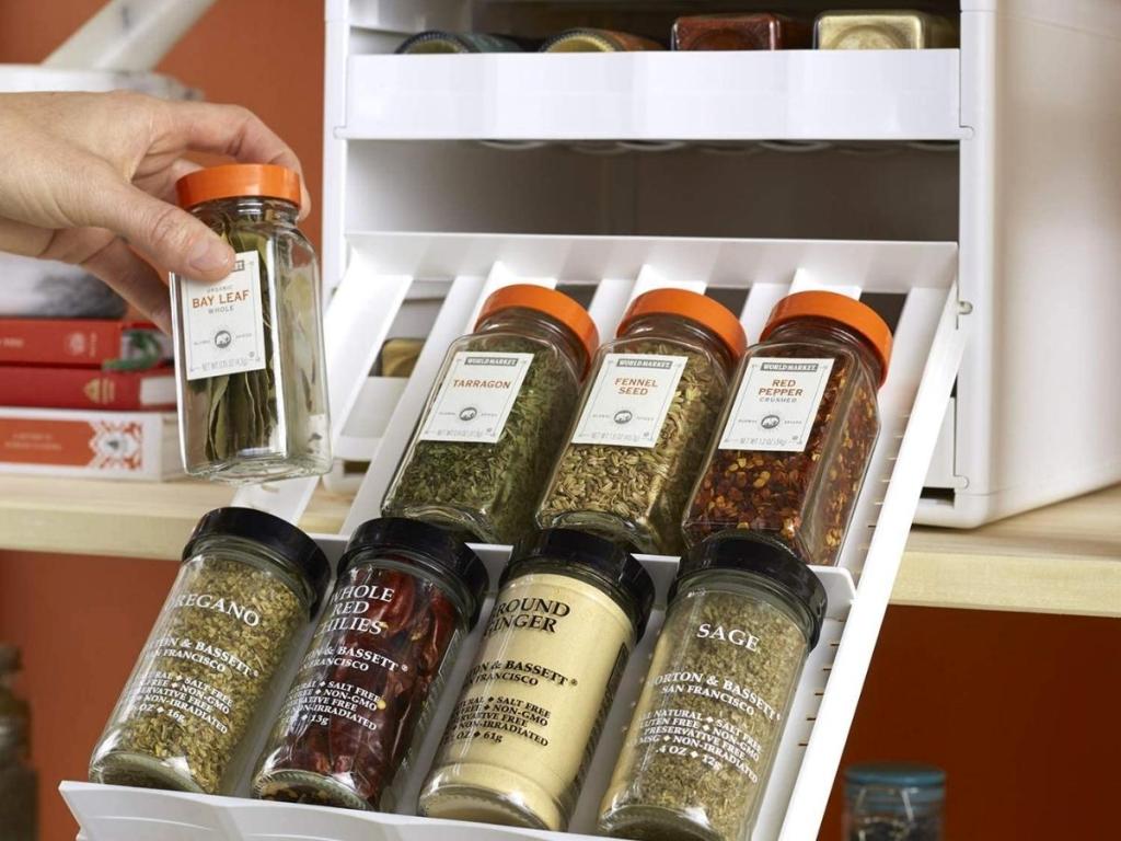 youcopia spice rack organizer with spices