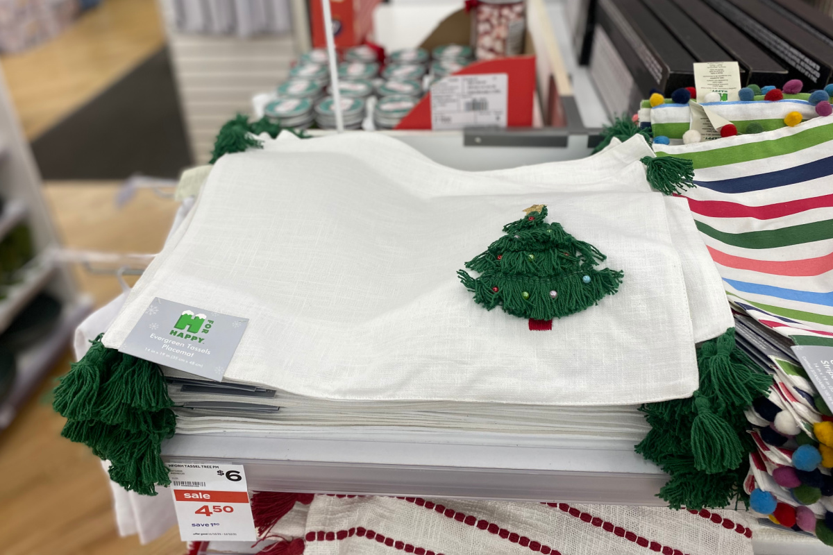 bed bath & beyond christmas placemats