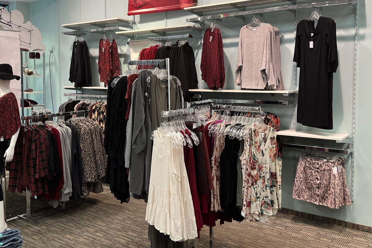 racks of maurices womens dresses in store