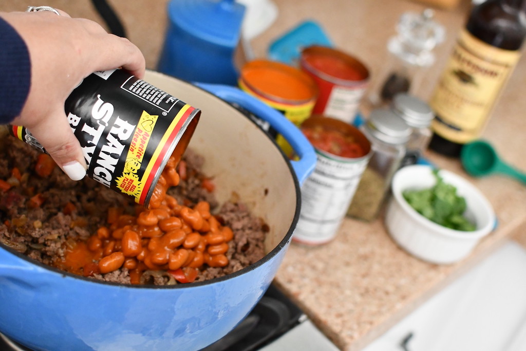 putting ranch style beans in chili 