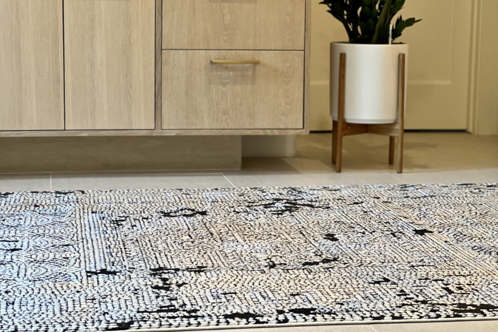 terlimgua area rug on the kitchen floor