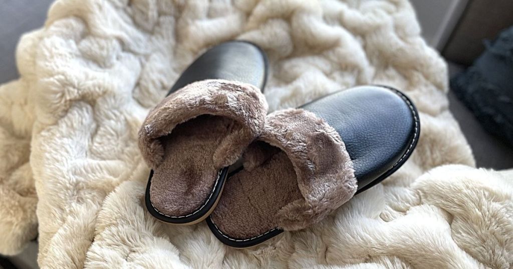 black and fauz fur lined women's slippers