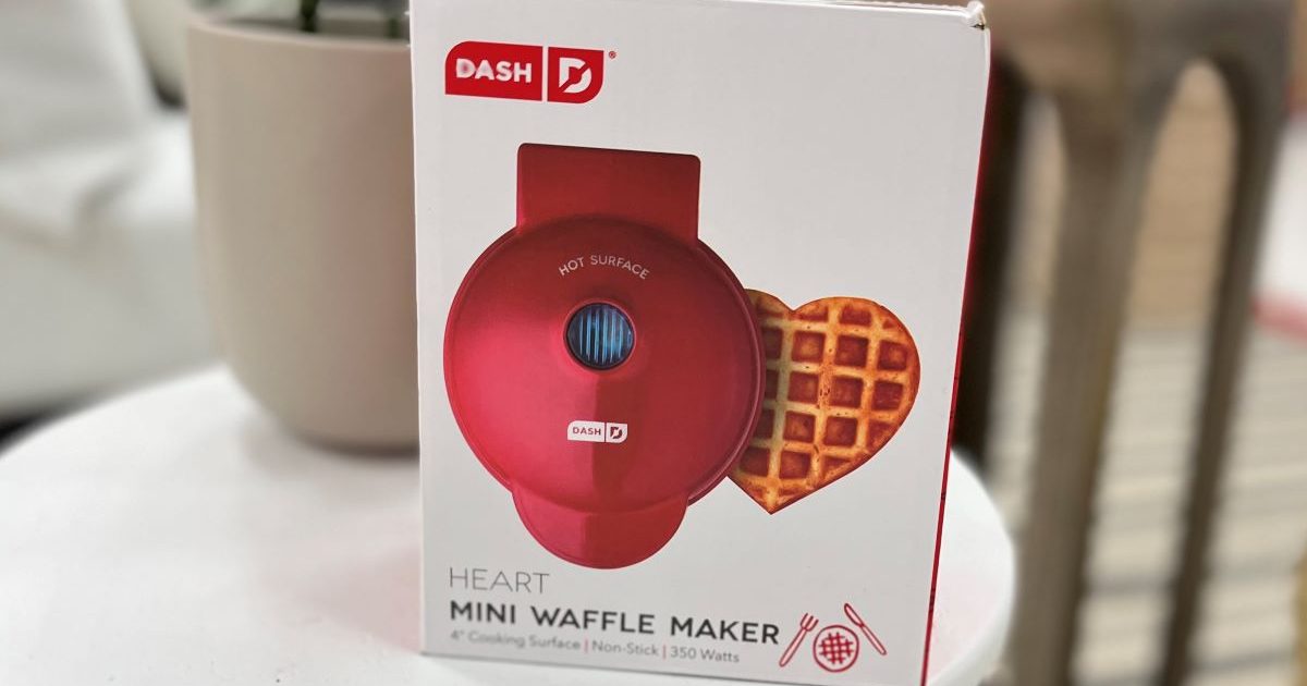 Dash Heart Waffle Maker