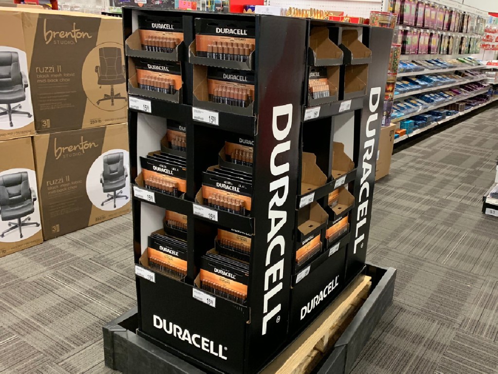 store display with lots of batteries