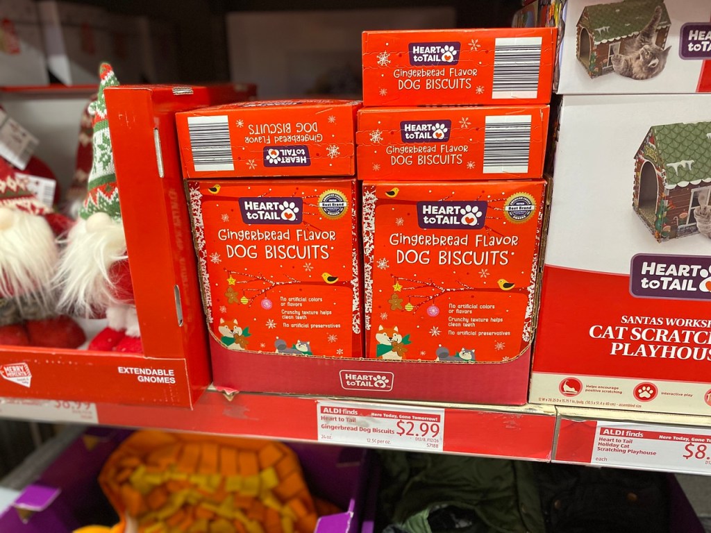 Gingerbread Flavor Dog Biscuits