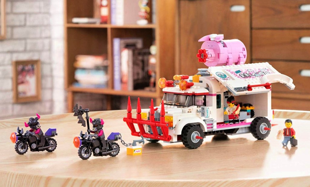 LEGO Monkie Kid Pigsy’s Food Truck 832-Piece Building Kit