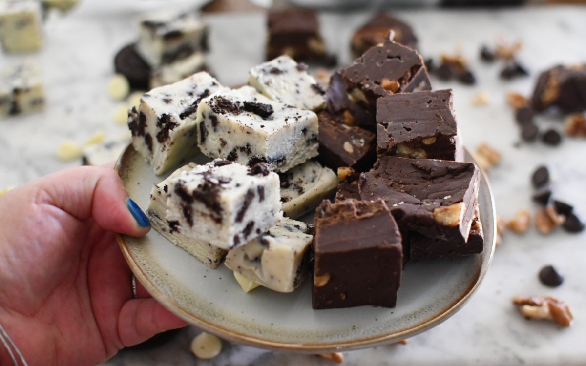 Make Easy 3-Ingredient Chocolate Fudge in the Microwave | Hip2Save