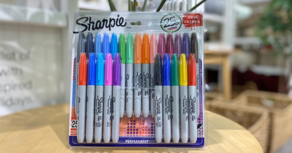 Sharpie Marker 25-pack on table