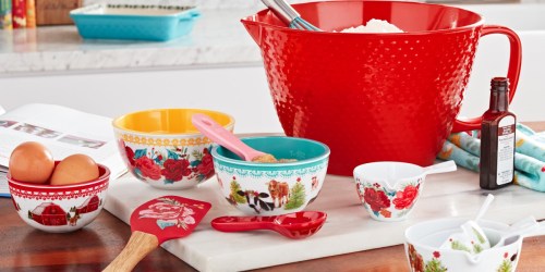 ** The Pioneer Woman 14-Piece Baking Set Only $18.44 on Walmart.com (Regularly $30)