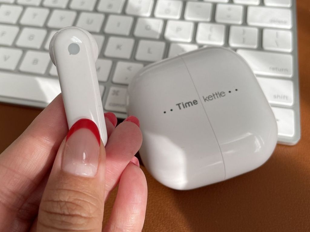 Language Translator Earbuds Only 90.99 Shipped on Amazon Instantly