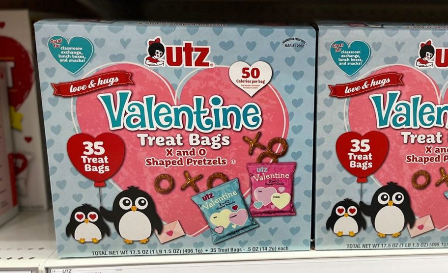 UTZ Valentine's X and O Shaped Pretzels 35-Count Treat Bags