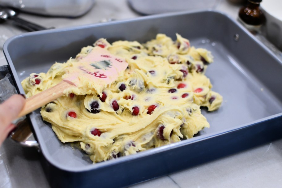 cranberry christmas cake batter 