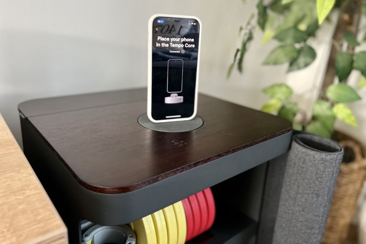 Tempo Move shelf with phone on top