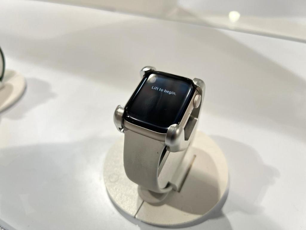 Apple Series 7 Watch GPS 41mm and/or 45mm