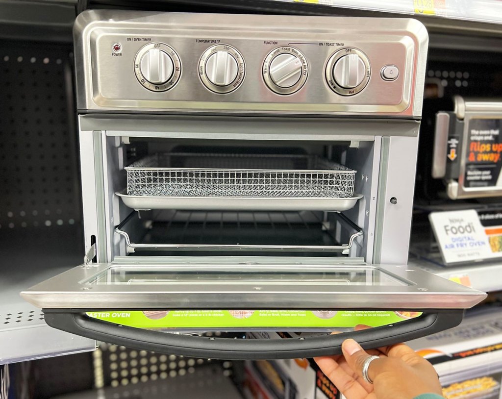opening door to Cuisinart Air Fryer Toaster Oven