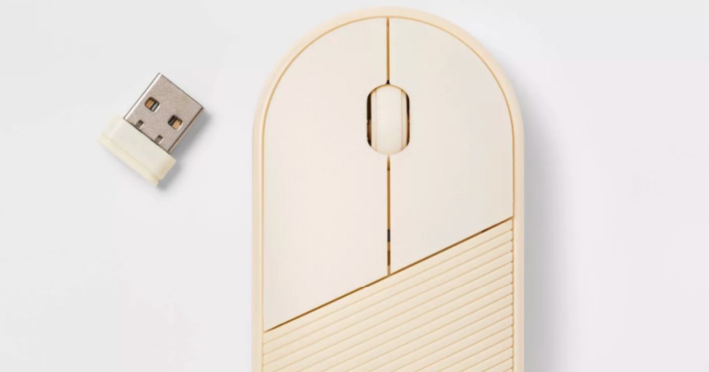 ivory mouse and usb port 