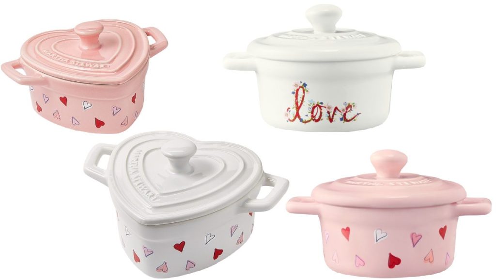 set of heart shaped bakeware and set of round bakeware
