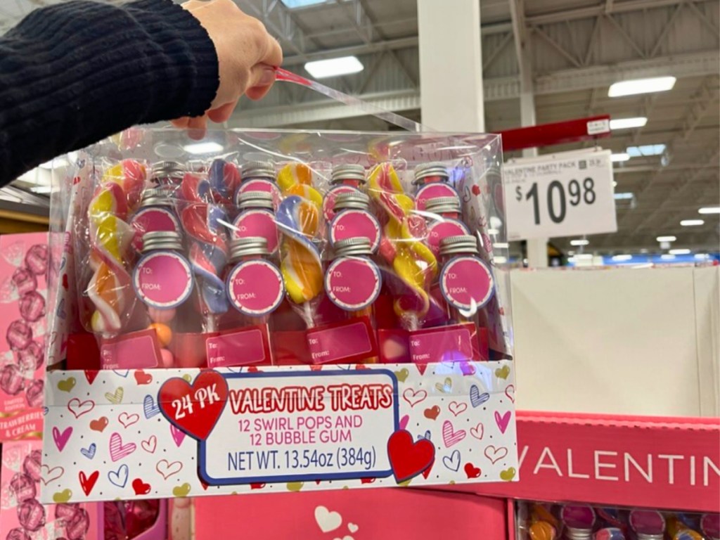 Valentine's Swirl Pops & Gumball Treats 24-Packs