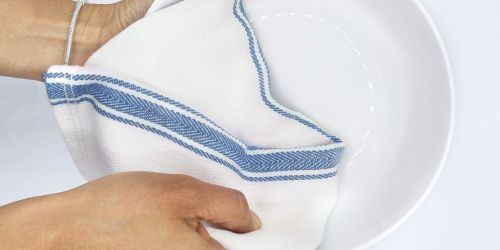 Kitchen Towels 15-Pack Just $13.59 Shipped on Amazon (ONLY 91¢ Per Towel!)