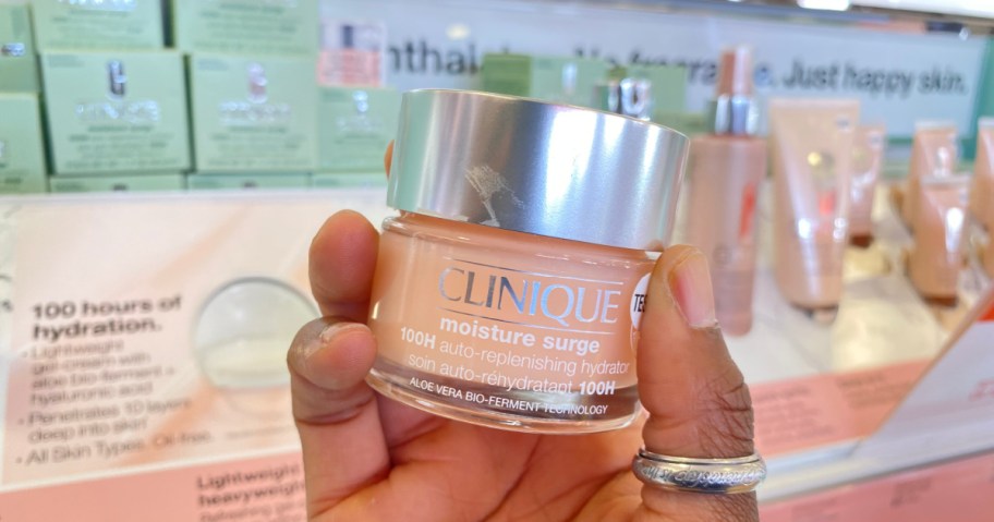 clinique moisture surge in hand