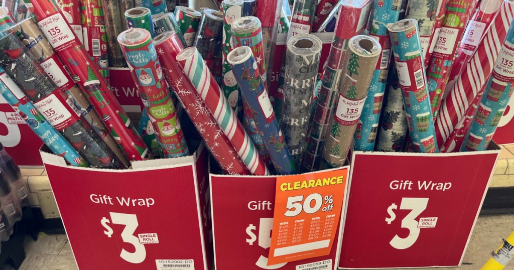 christmas wrapping paper in bis at dollar general