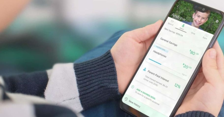 Best Debit Card for Kids? Why We Can&rsquo;t Stop Recommending Greenlight
