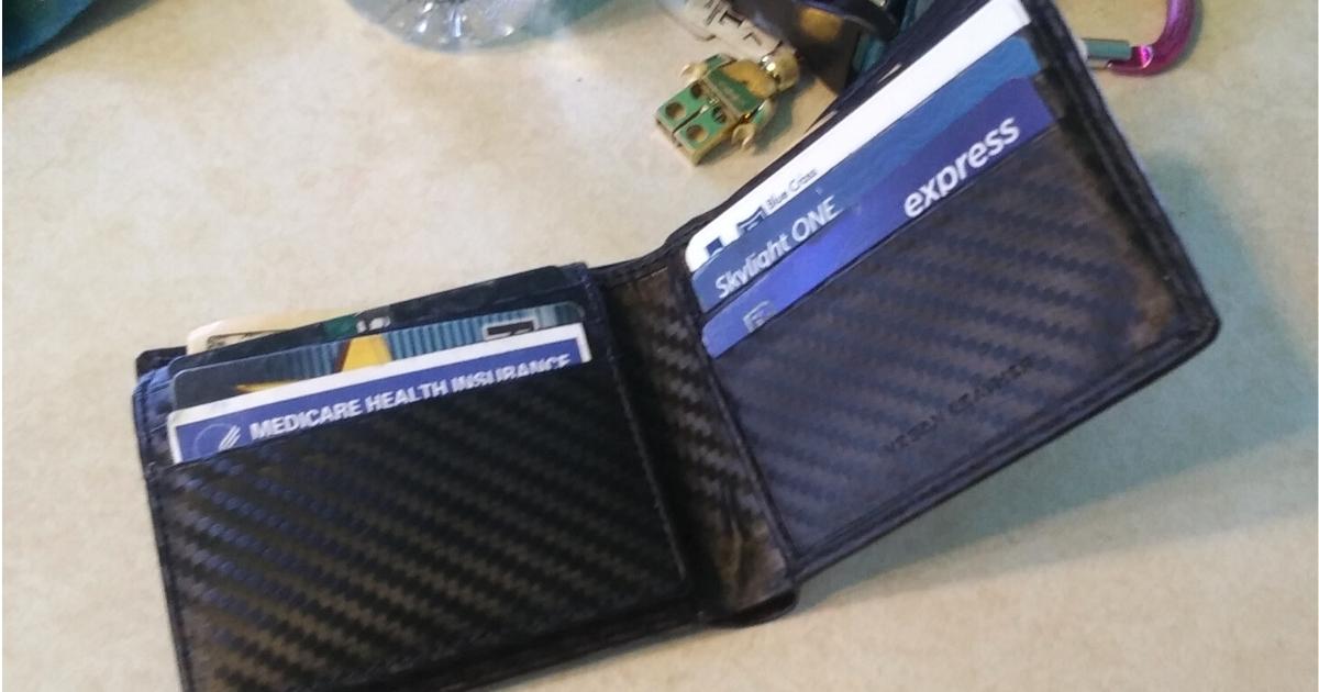 Access Denied Men's RFID Blocking Bifold Leather Wallet