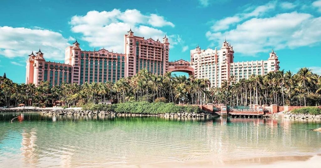 Save up to 25 & Get 125 Resort Credits at Atlantis Bahamas