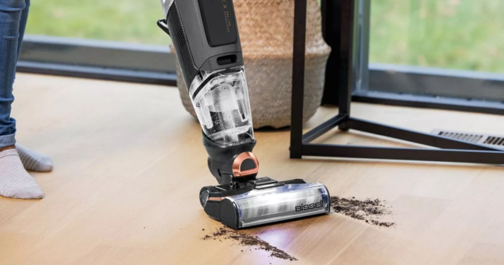 vacuum on hardwood floor 