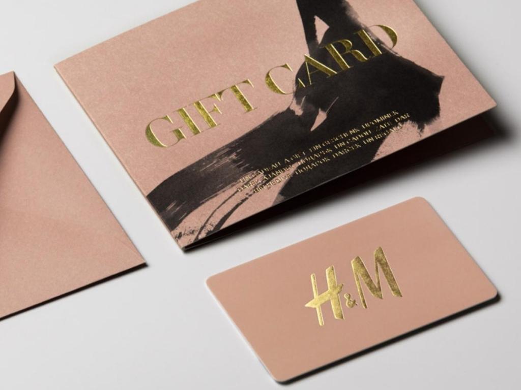 h&m gift card with case