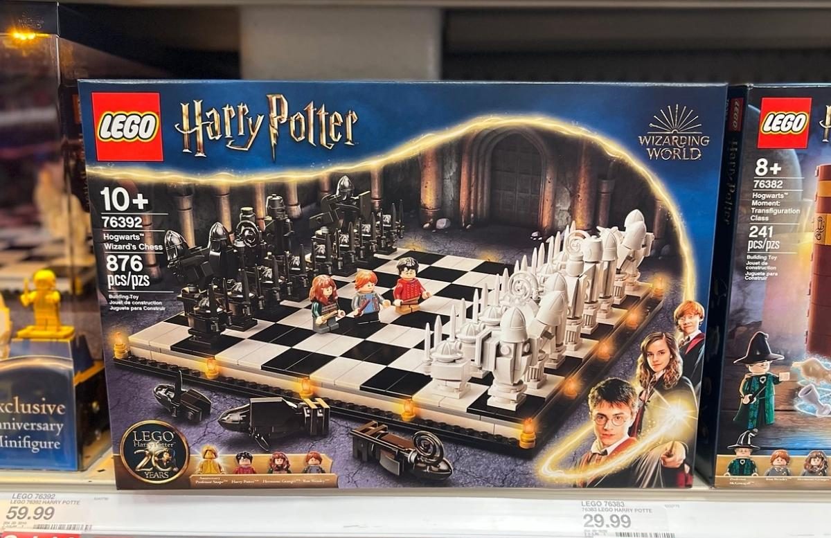 LEGO Harry Potter Wizard's Chess Building Kit