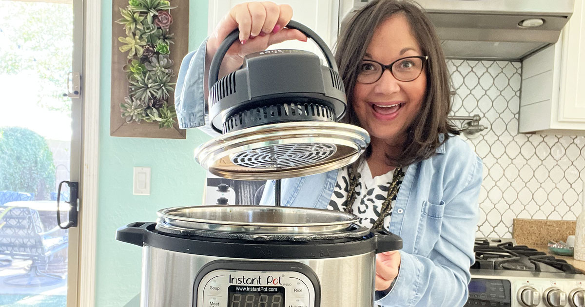 This Lid Turns Your Instant Pot Into an Air Fryer & It's Only $67.99 ...