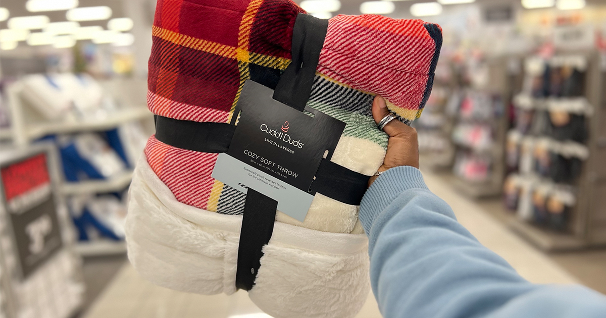 Cuddl Duds Throws from $8.49 on Kohls.com (Regularly $50) | Awesome Reviews  | Hip2Save