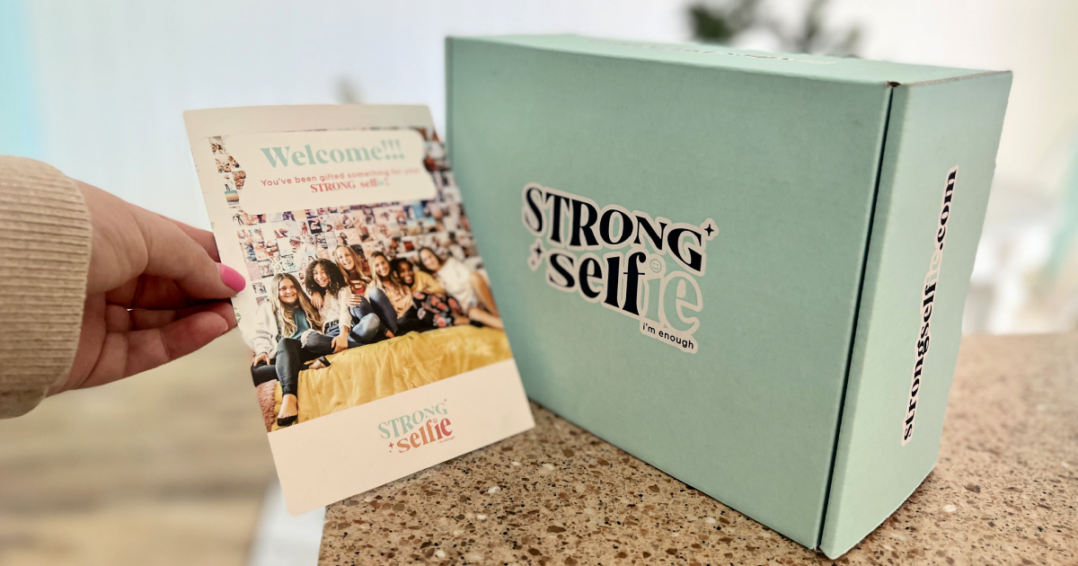 strong selfie box and post card