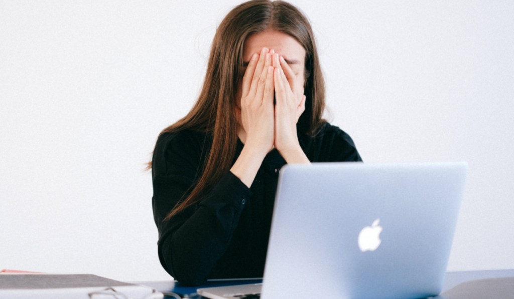 woman stressed on computer