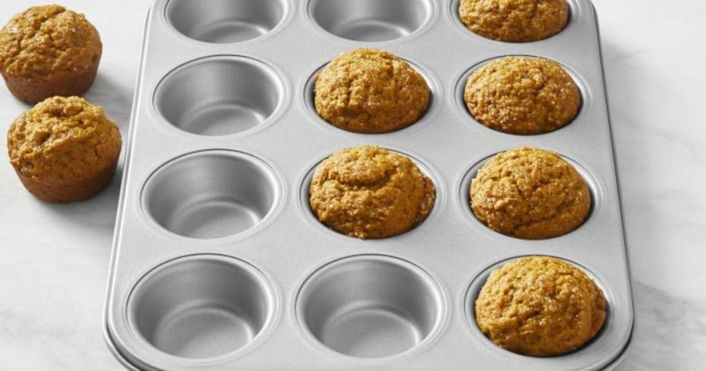 Cuisinart Chef's Classic Nonstick 12-Cup Muffin Pan with muffins