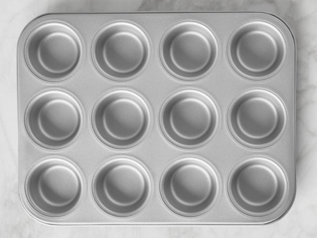 Cuisinart Chef's Classic Nonstick 12-Cup Muffin Pan