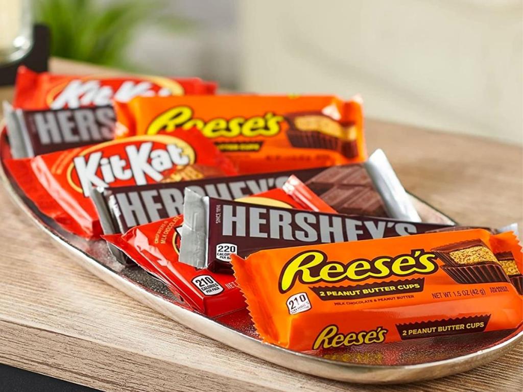 Hershey's, Kit Kat, & Reese's Full-Size Candy Bars 18-Count