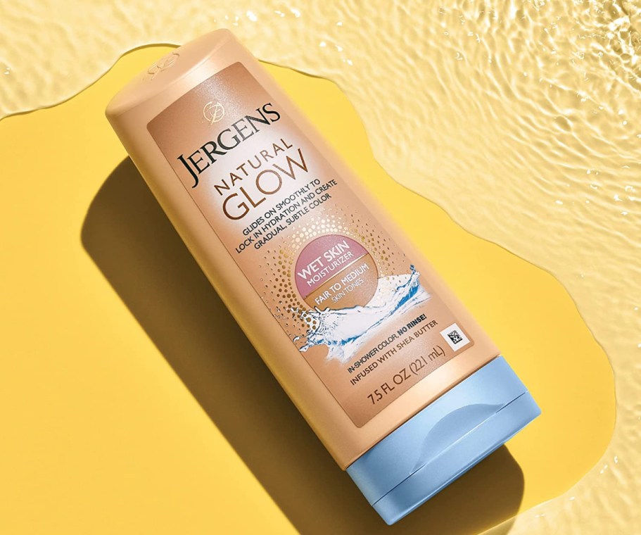 Jergens Natural Glow Lotion Just $6.81 Shipped on Amazon (Reg. $12)
