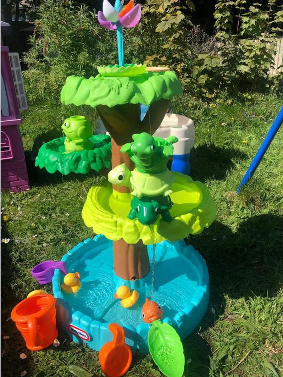 flower garden water table