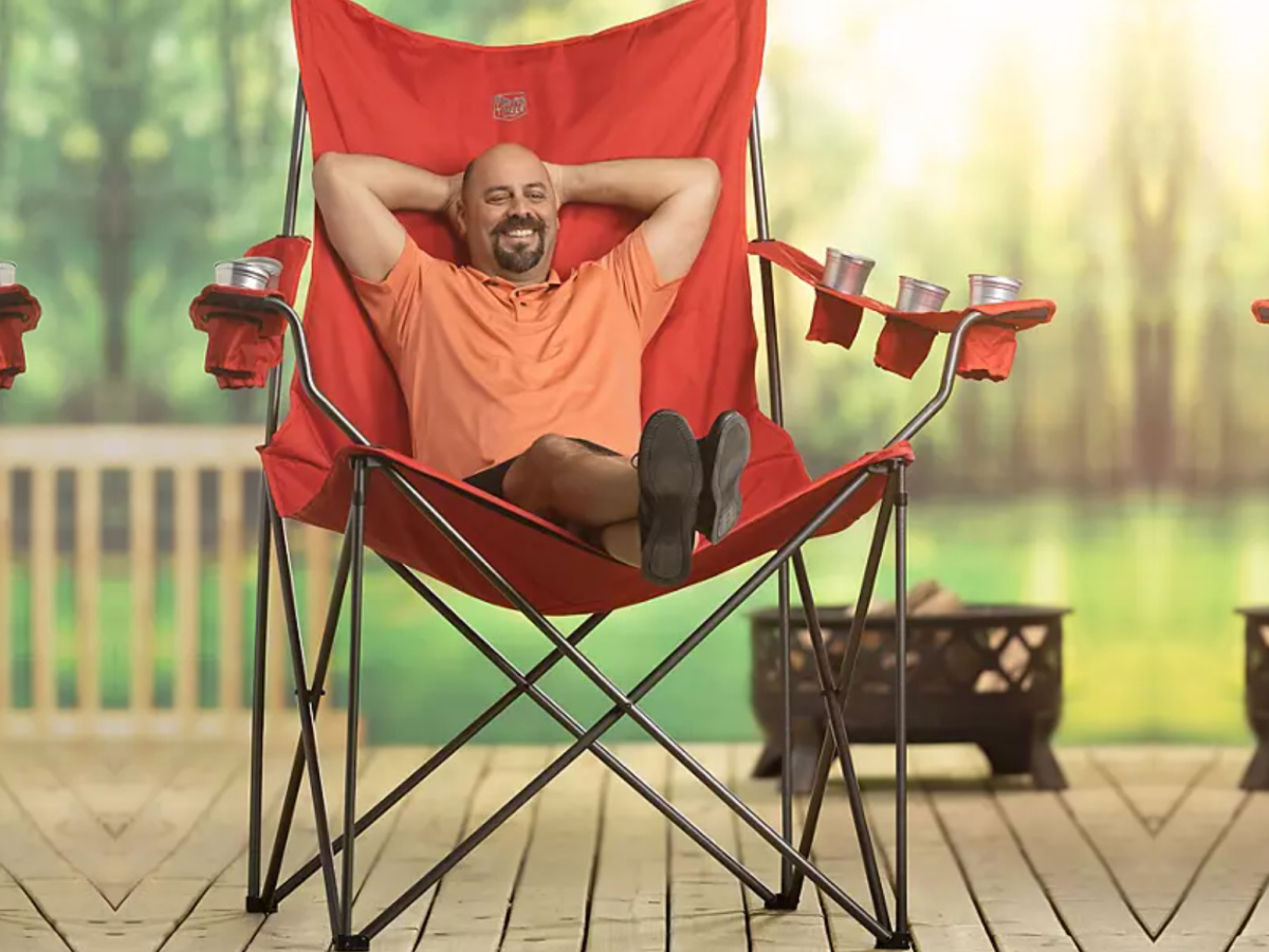 This Giant Camp Chair Fits the Whole Family AND 6 Drinks – It’s in Stock at Sam’s Club!